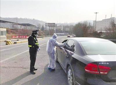 日夜堅(jiān)守，他們的“抗疫十二時(shí)辰”