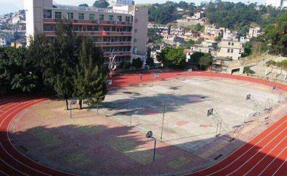 蘭州四城區(qū)初一新生7月23日去對(duì)口學(xué)?？窗?>
        </a><em>蘭州四城區(qū)初一新生7月23日去對(duì)口學(xué)?？窗?/em></li>
    <li><a  target=