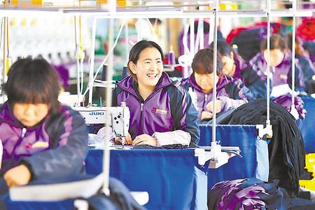 【抓“六穩(wěn)” 促“六?！薄糠€(wěn)就業(yè)有良策 保就業(yè)出實(shí)招——甘肅省全力以赴支持穩(wěn)定就業(yè)確保就業(yè)形勢(shì)總體穩(wěn)定