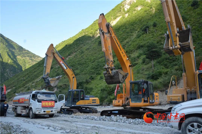 好消息！舟曲縣曲告納鎮(zhèn)至博峪鎮(zhèn)災(zāi)毀公路全線打通  