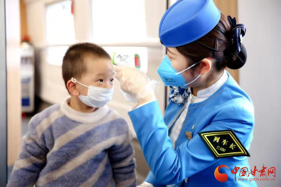 回家路上，請配合疫情防控要求 