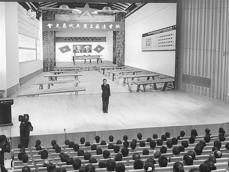 蘭州市開展“學黨史、頌黨恩、跟黨走”紅色文化進校園活動