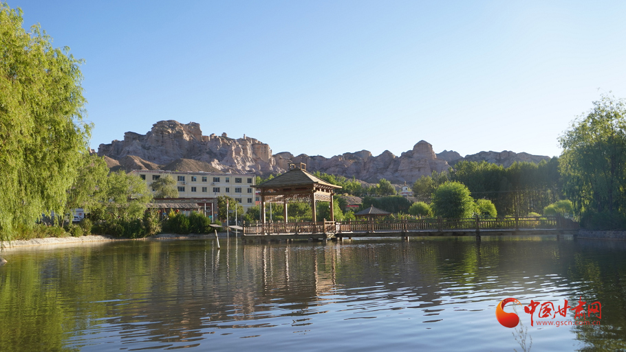 【小康圓夢·看甘肅】肅南：鄉(xiāng)村旅游托起百姓富?！敖痫埻搿?>
        </a><em>【小康圓夢·看甘肅】肅南：鄉(xiāng)村旅游托起百姓富?！敖痫埻搿?/em></li>
    <li><a  target=