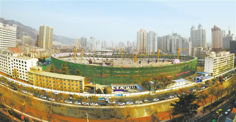 蘭州市七里河體育場主體封頂，預計明年7月交付使用