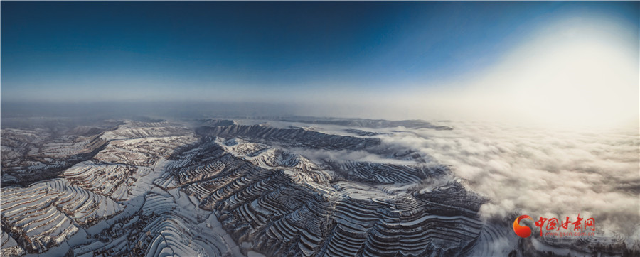 【隴拍客】蘭州榆中：穿越云?？刺萏?雪后家園似仙境