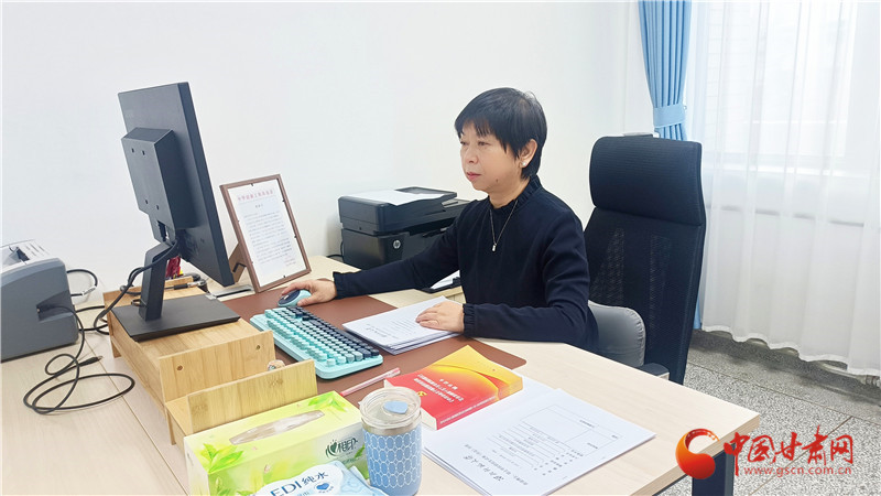 戈銀慶：新就業(yè)形態(tài)勞動(dòng)者 “無(wú)論哪里干、社保接著算”