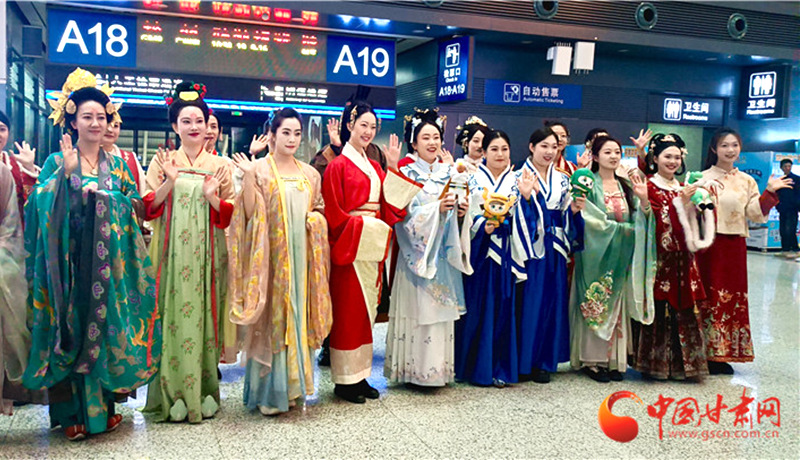 甘肅文博下嶺南：一列車載九館風華 千里路傳隴原文脈